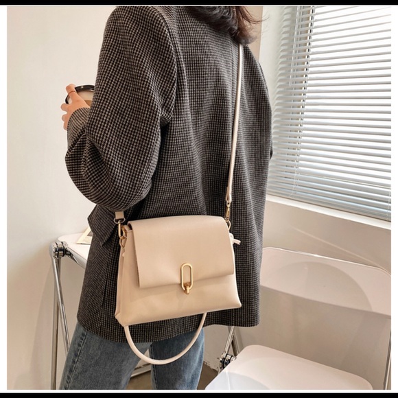 Classic Fashion Female Flap soft hand bag - Picture 3 of 5